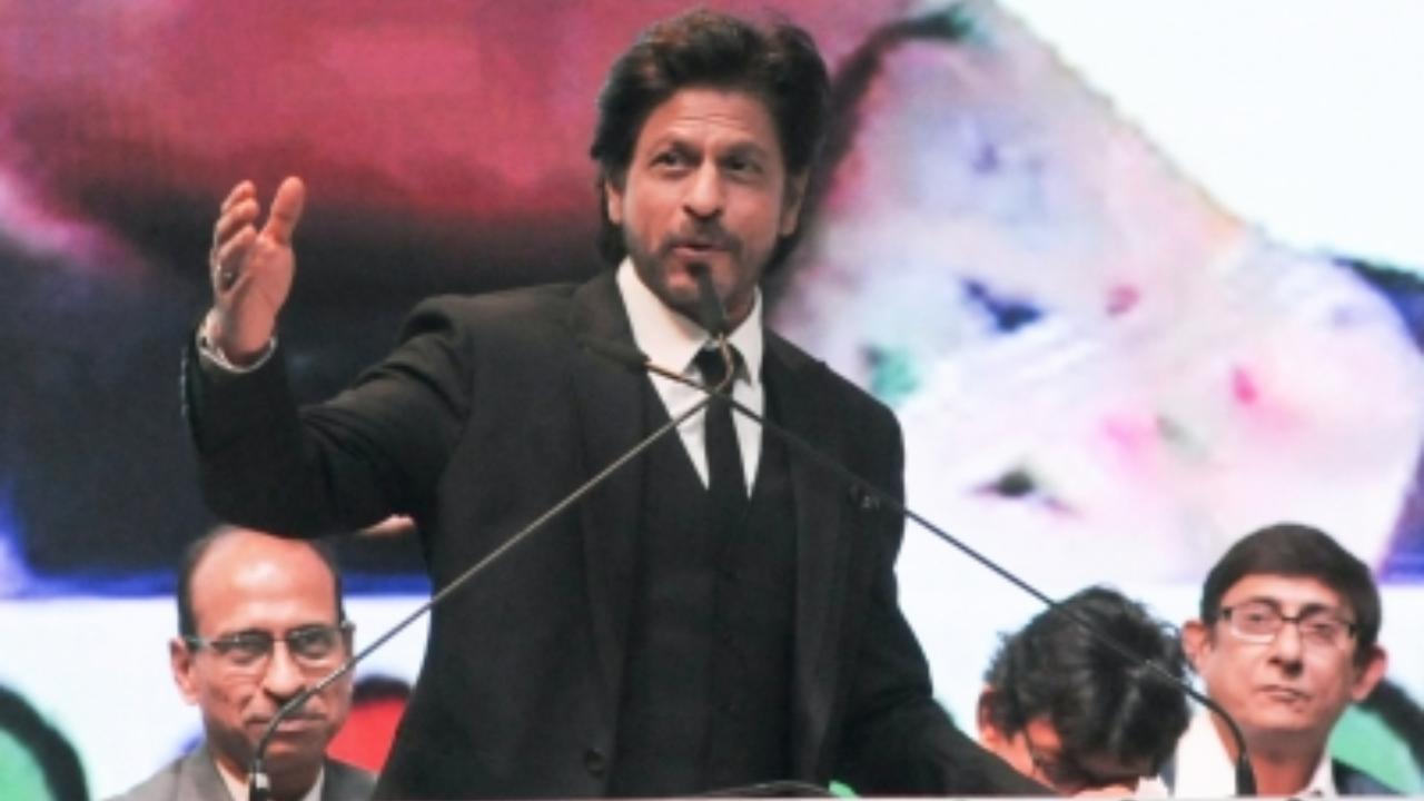 Amid protests against 'Pathaan', SRK talks about 'negativity' on social media and how it is driven by 'narrowness of views'